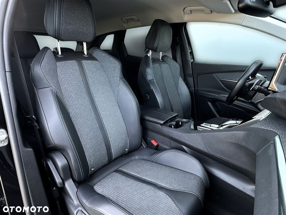 Peugeot 3008 1.5 BlueHDi Allure S&S EAT8 - 34