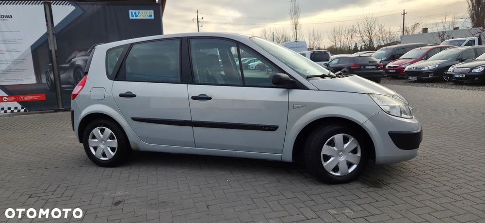 Renault Scenic - 16