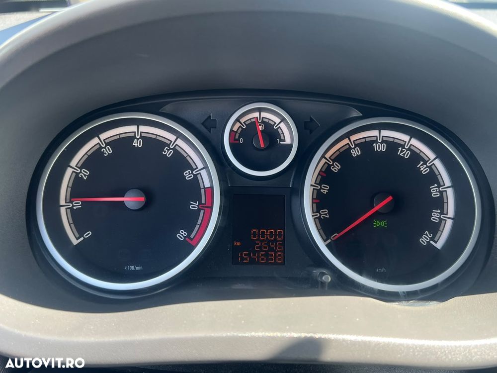 Opel Corsa 1.4 Cosmo - 17