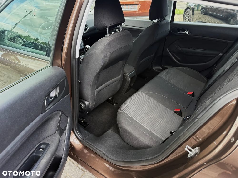 Peugeot 308 125 THP Active - 9