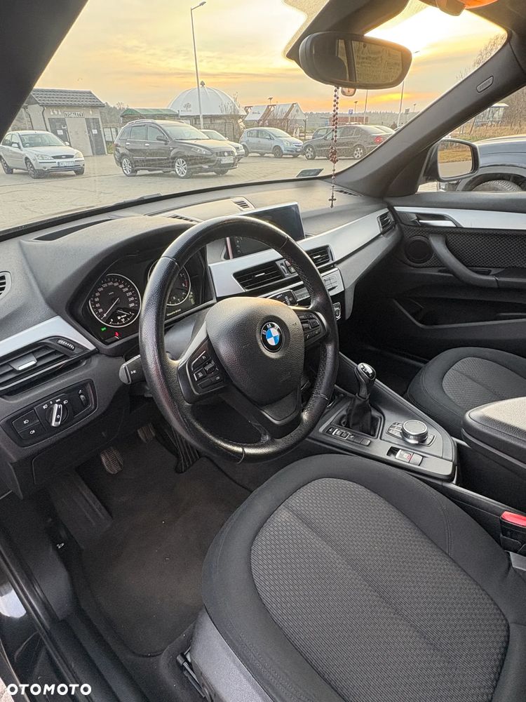BMW X1 sDrive18d - 8