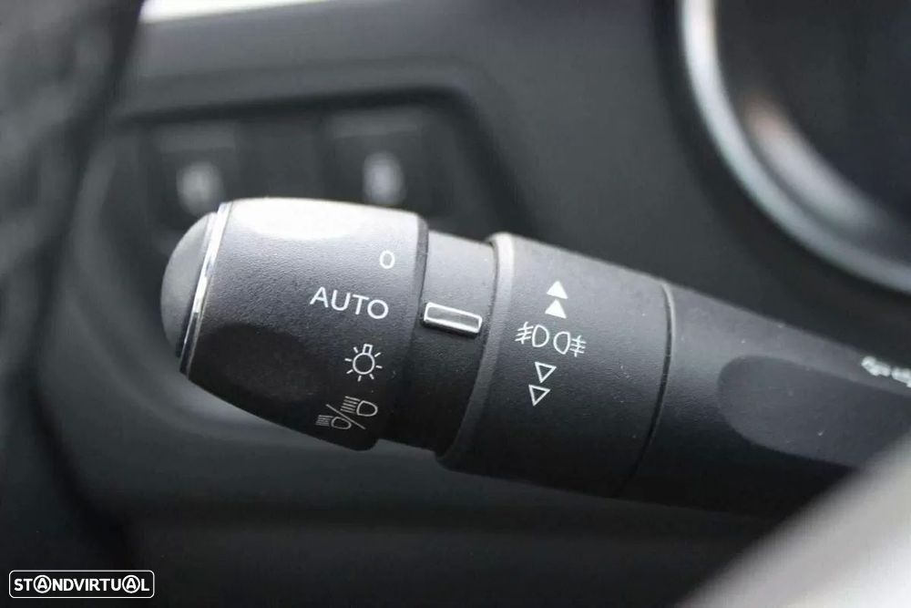 Citroën C4 1.6 BlueHDi Feel Edtion EAT6 - 15