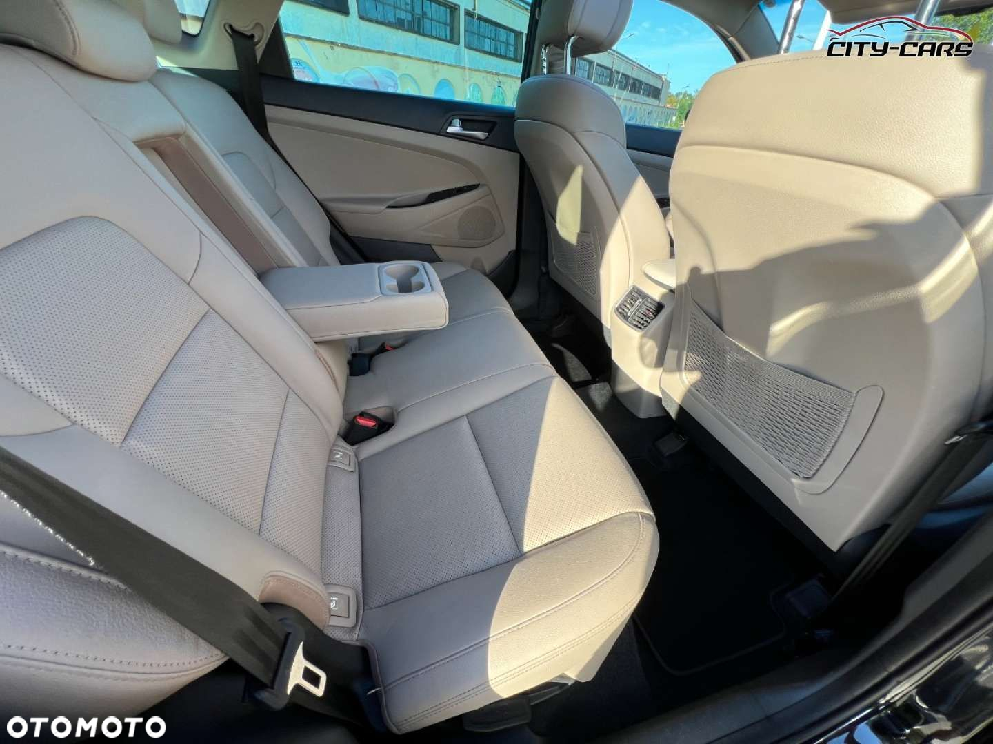 Hyundai Tucson - 16