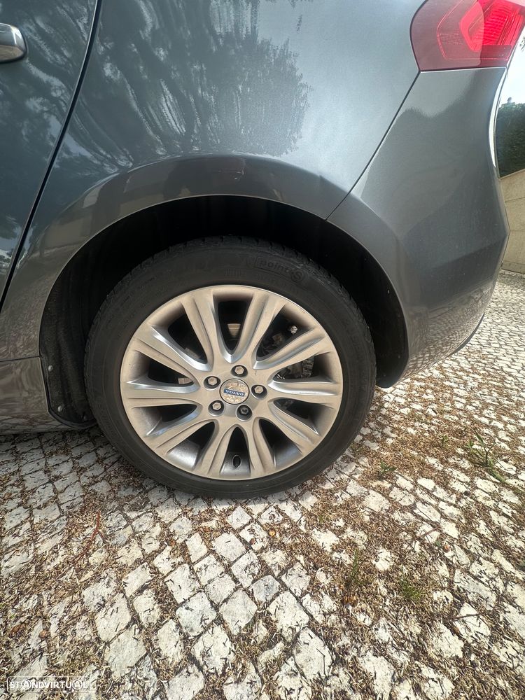 Volvo V40 D2 Momentum - 6