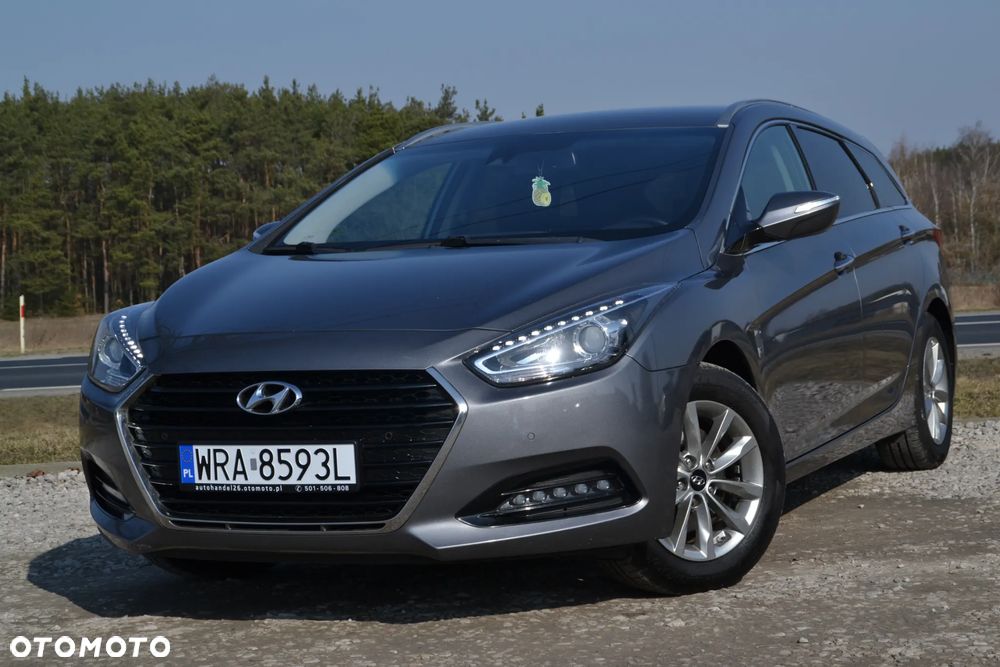 Hyundai i40 Kombi blue 1.6 Space - 4