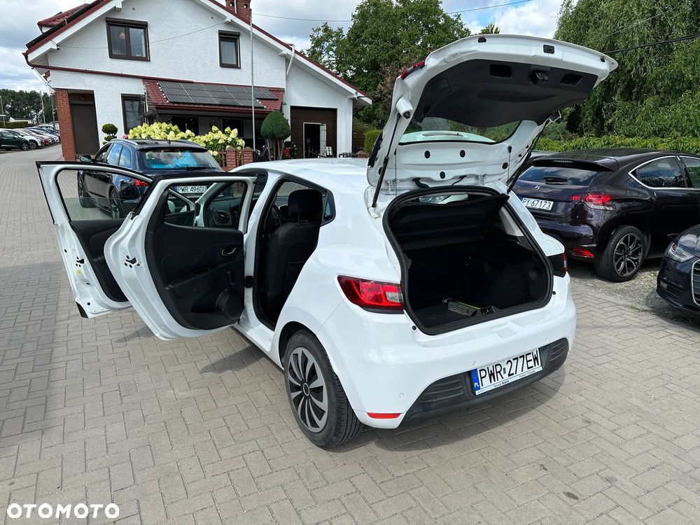 Renault Clio - 28