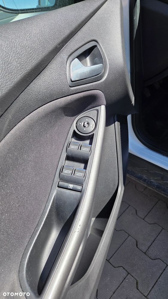 Ford Focus - 7