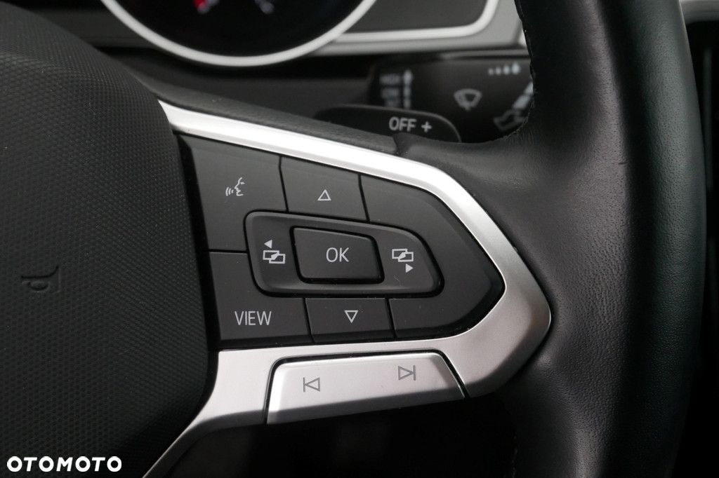 Volkswagen Passat 2.0 TSI Business DSG - 25