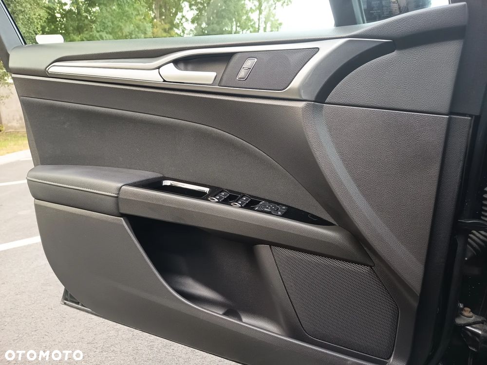 Ford Mondeo 2.0 EcoBlue Executive - 24