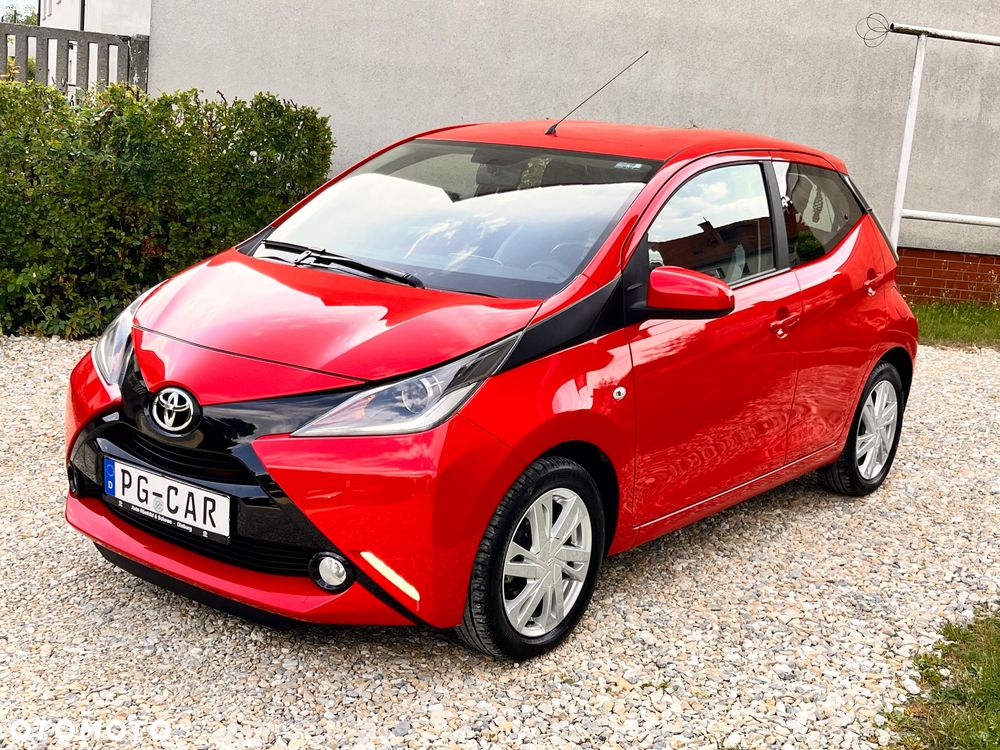 Toyota Aygo x-clusiv - 2