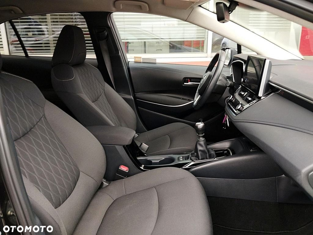 Toyota Corolla - 6