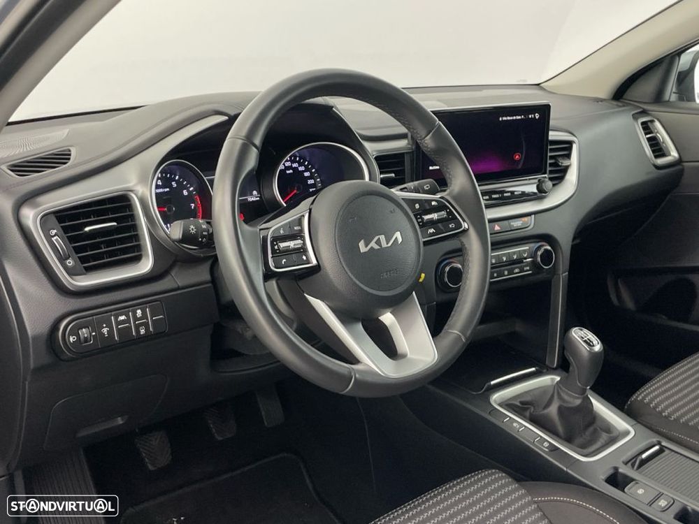 Kia XCeed 1.0 T-GDI Dynamic - 16