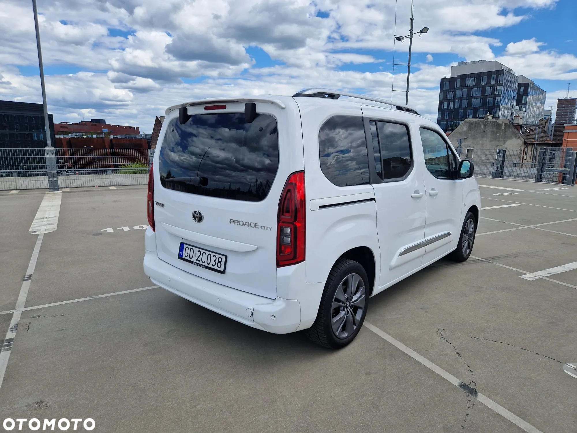 Toyota Proace City Verso 1.5 D-4D Family - 3