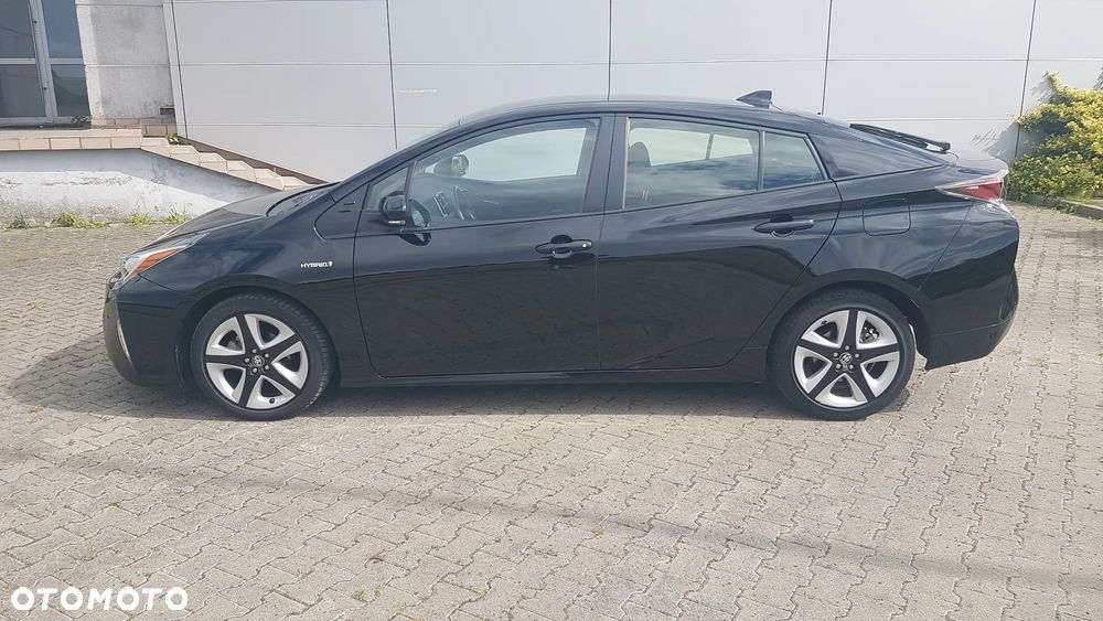 Toyota Prius Hybrid Executive - 15