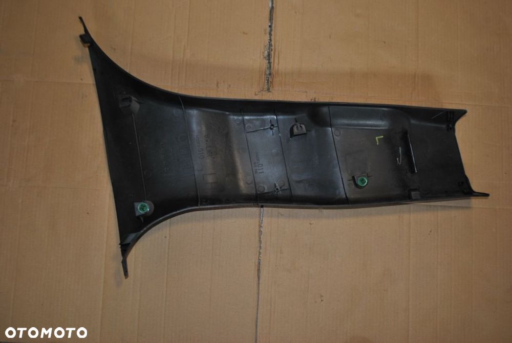 Osłona słupka środkowego lewa Subaru Levorg - 2