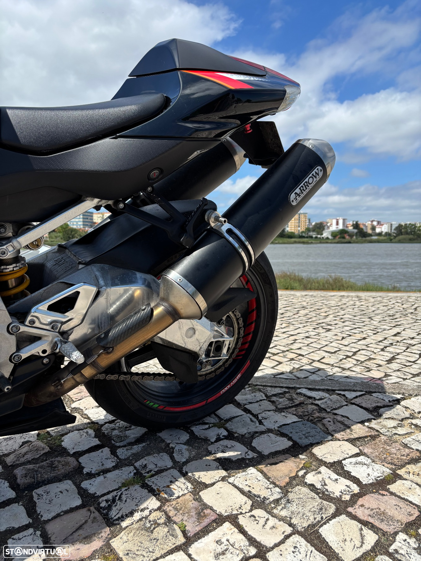 Aprilia RSV - 14