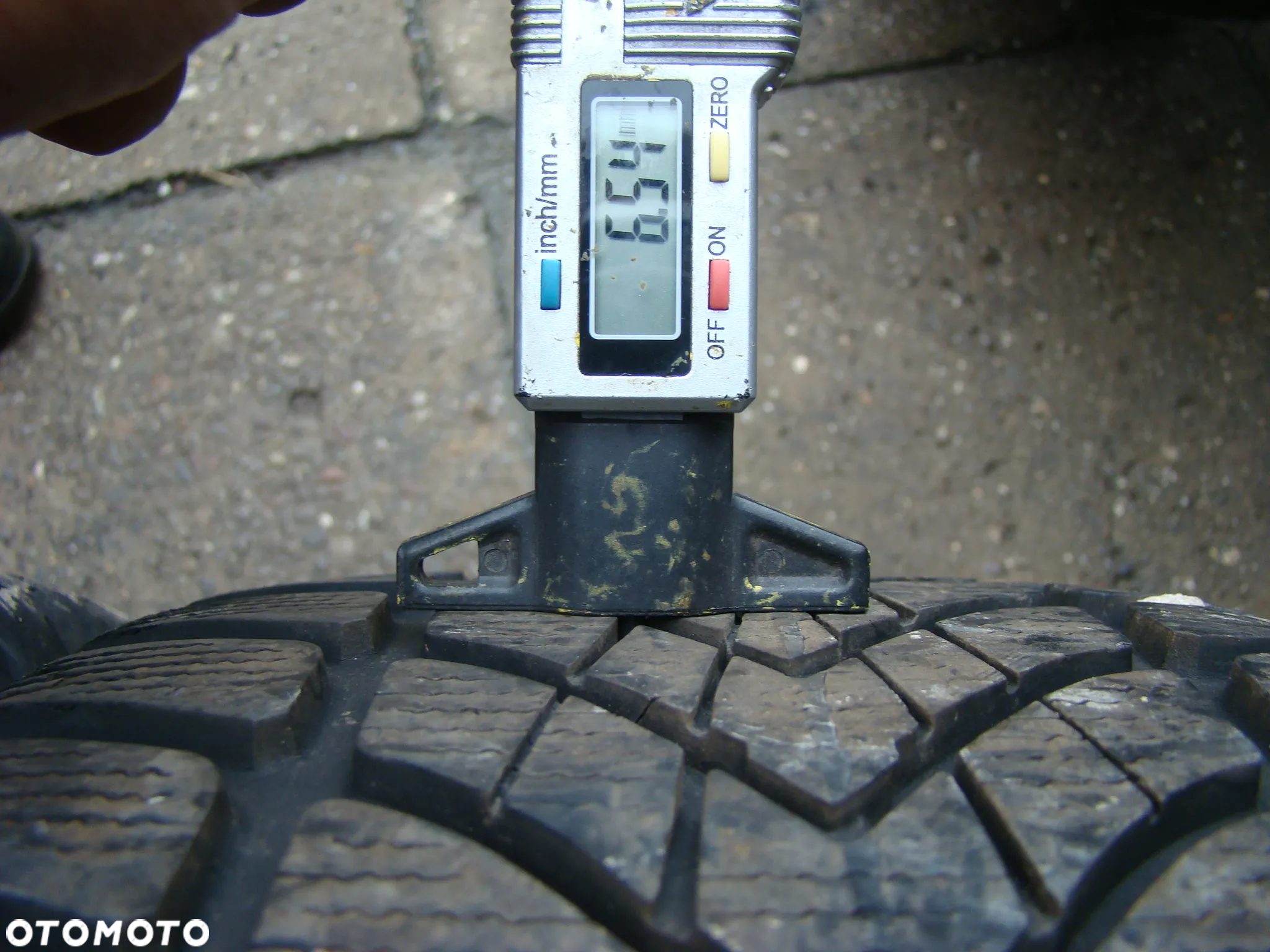 a100 5x112 Audi A4 B8 B7 Q2 GA TT 8J 8S A6 C5 C6 7Jx17 225/50 - 16