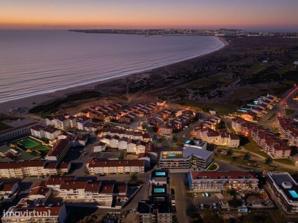 Apartamento T3 novo a 200m da Praia da Consolação com piscina e gar... - Grande imagem: 2/27