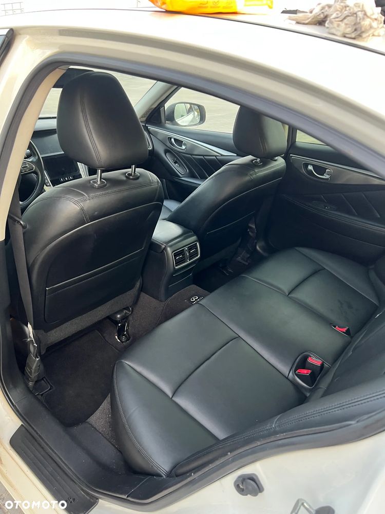 Infiniti Q50 - 8
