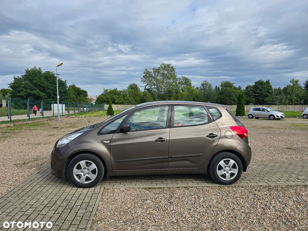 Kia Venga 1.4 L - 10