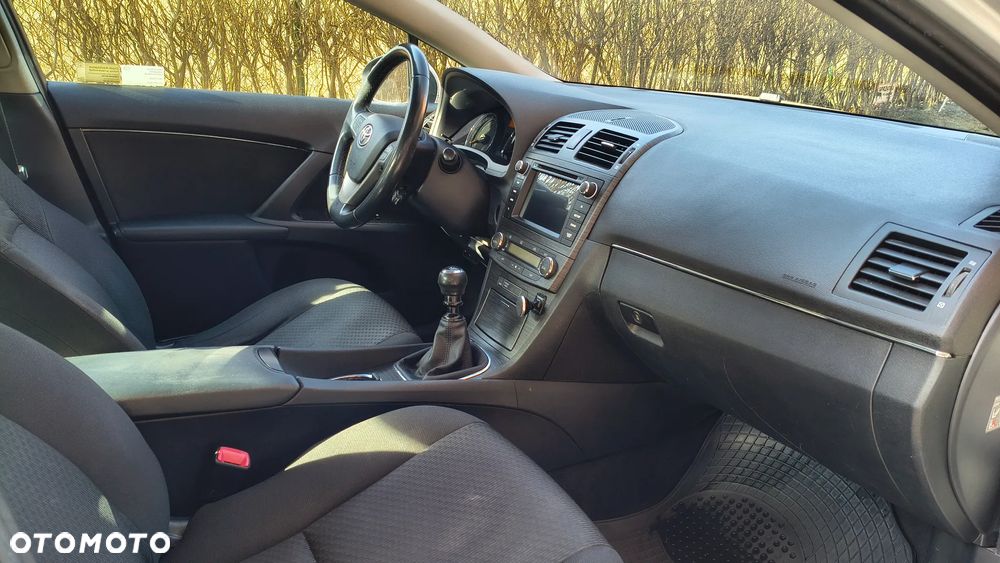 Toyota Avensis 1.8 Sol plus - 20