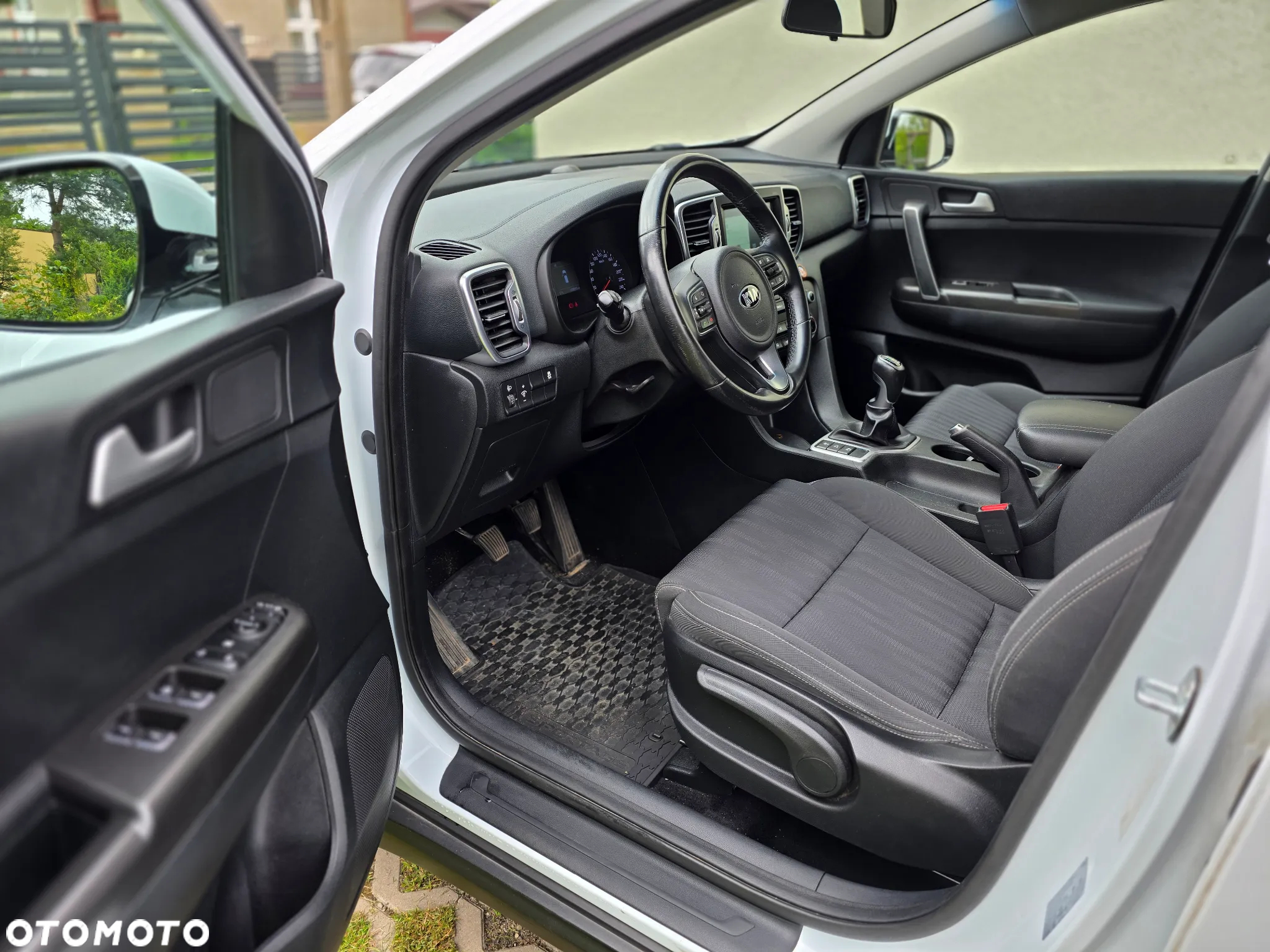 Kia Sportage 1.7 CRDI L 2WD - 8