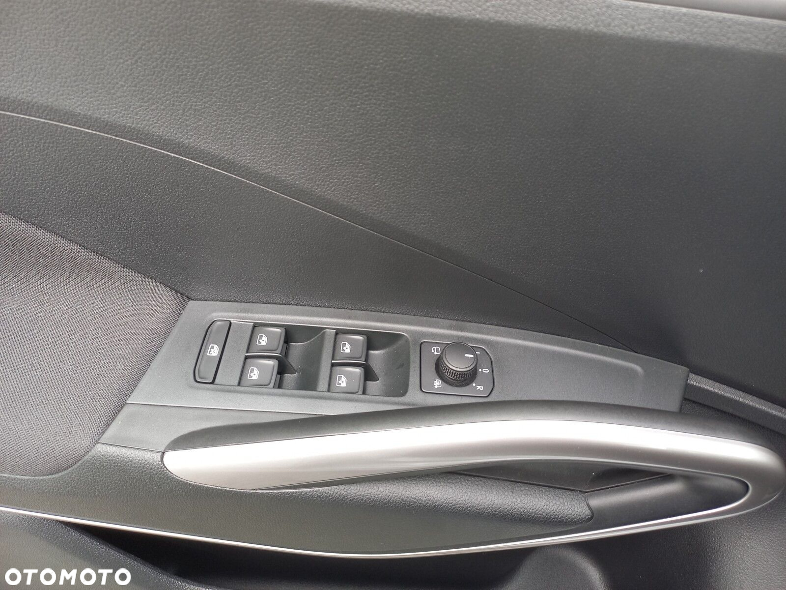 Skoda Fabia 1.0 TSI Selection - 27