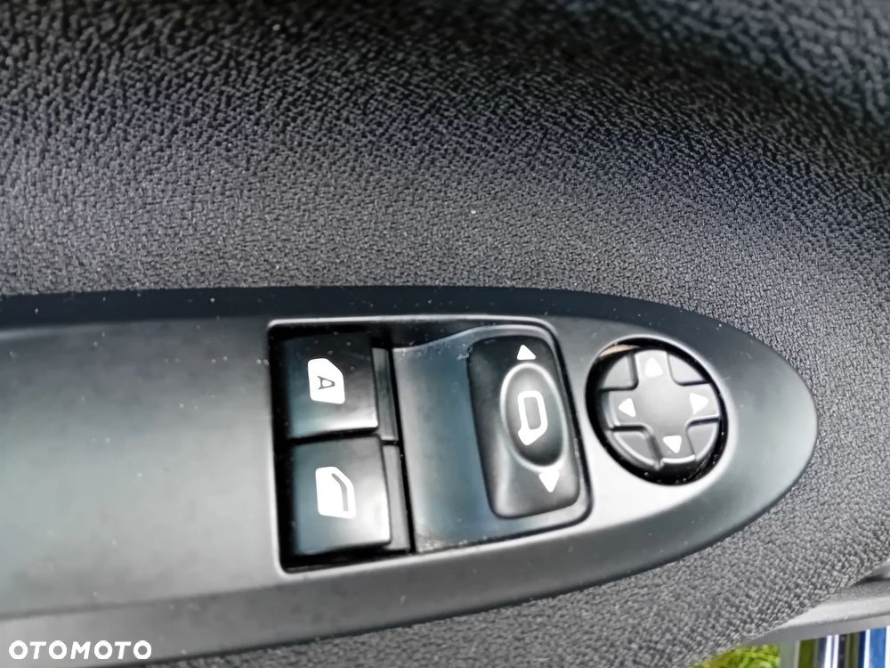 Citroën DS3 BlueHDi 100 SoChic - 22