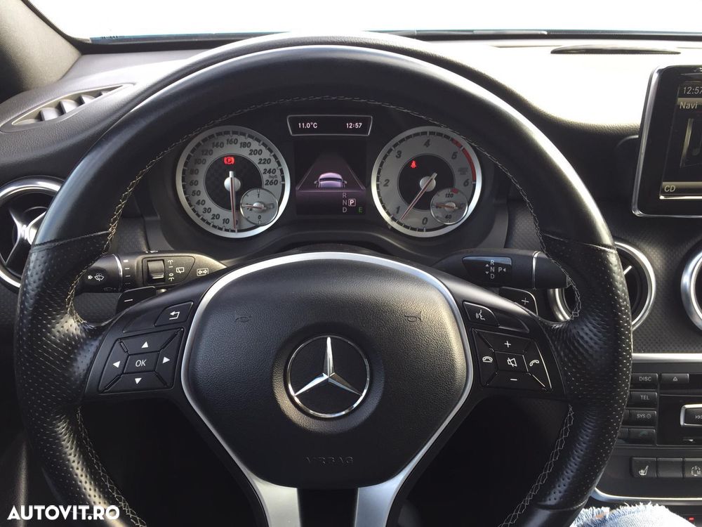 Mercedes-Benz A 200 CDI BlueEfficiency 7G-DCT Urban - 12