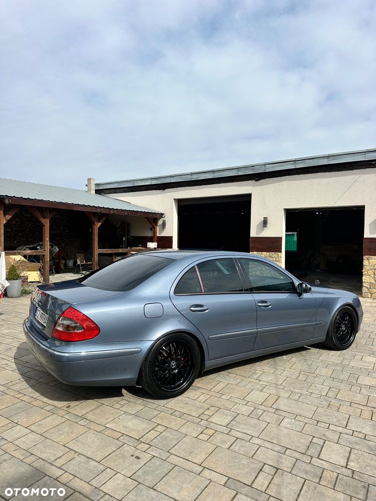 Mercedes-Benz Klasa E 240 Elegance - 2