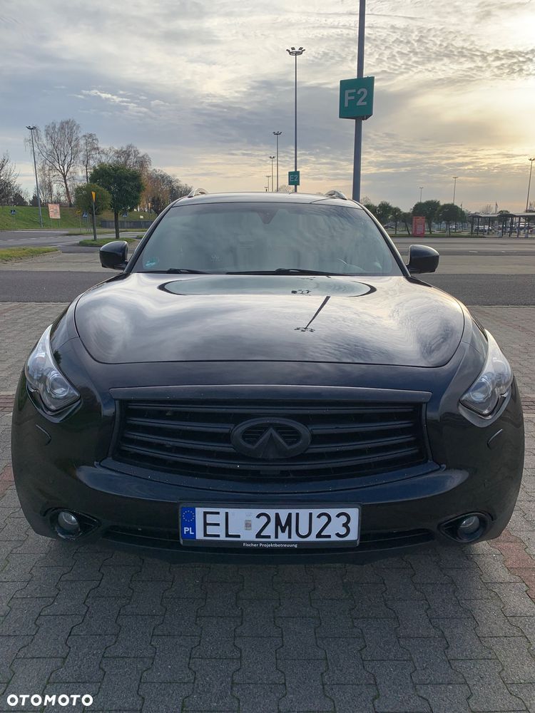 Infiniti QX70 - 1