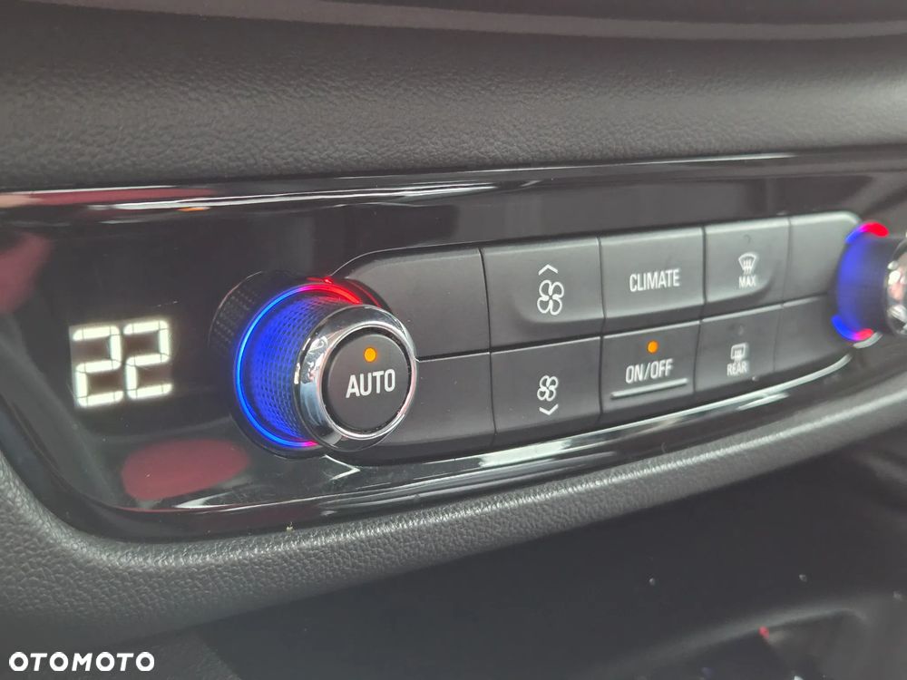 Opel Insignia 2.0 CDTI Elegance S&S - 23