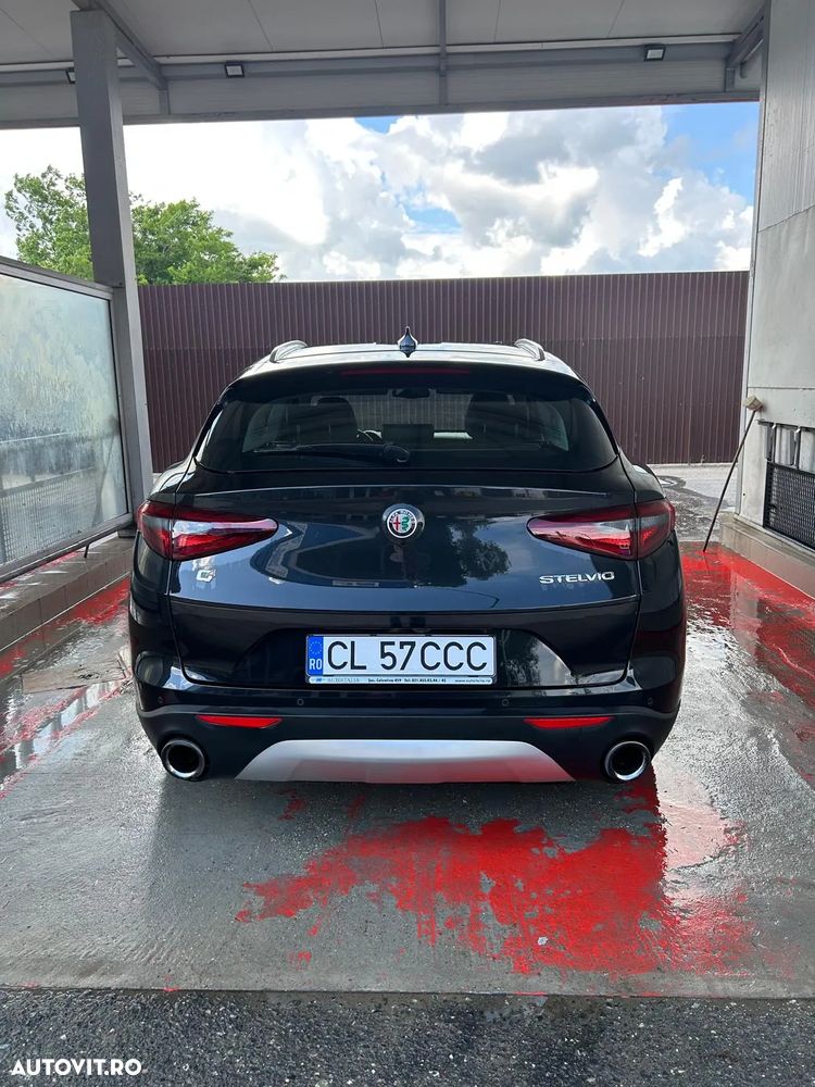 Alfa Romeo Stelvio 2.0 Turbo AWD AT8 Super - 9