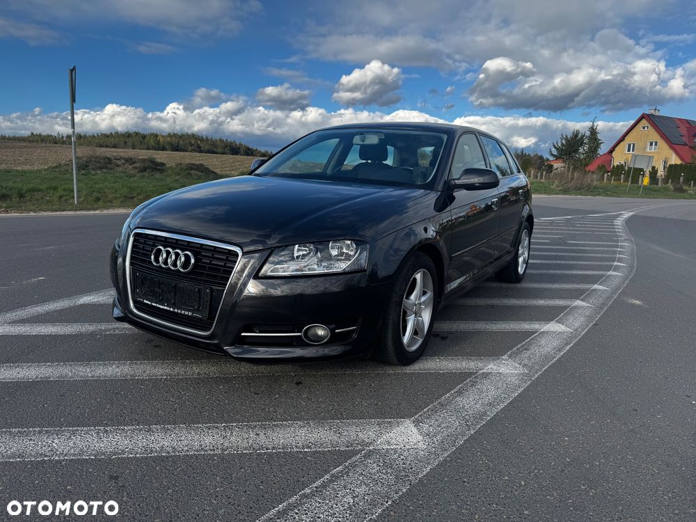 Audi A3 Sportback 1.6 Ambiente - 12