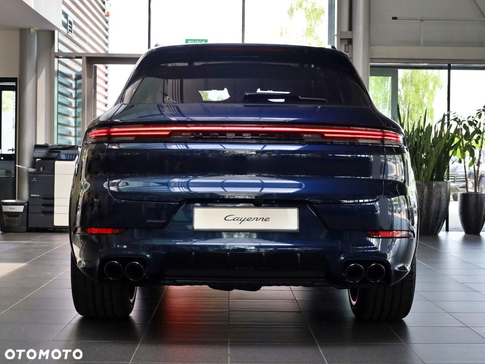 Porsche Cayenne - 8