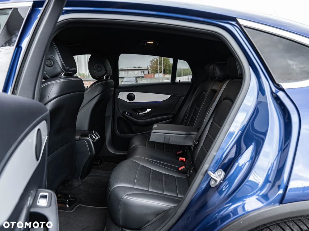 Mercedes-Benz GLC - 28