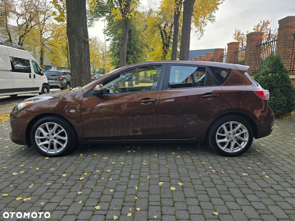 Mazda 3 - 10