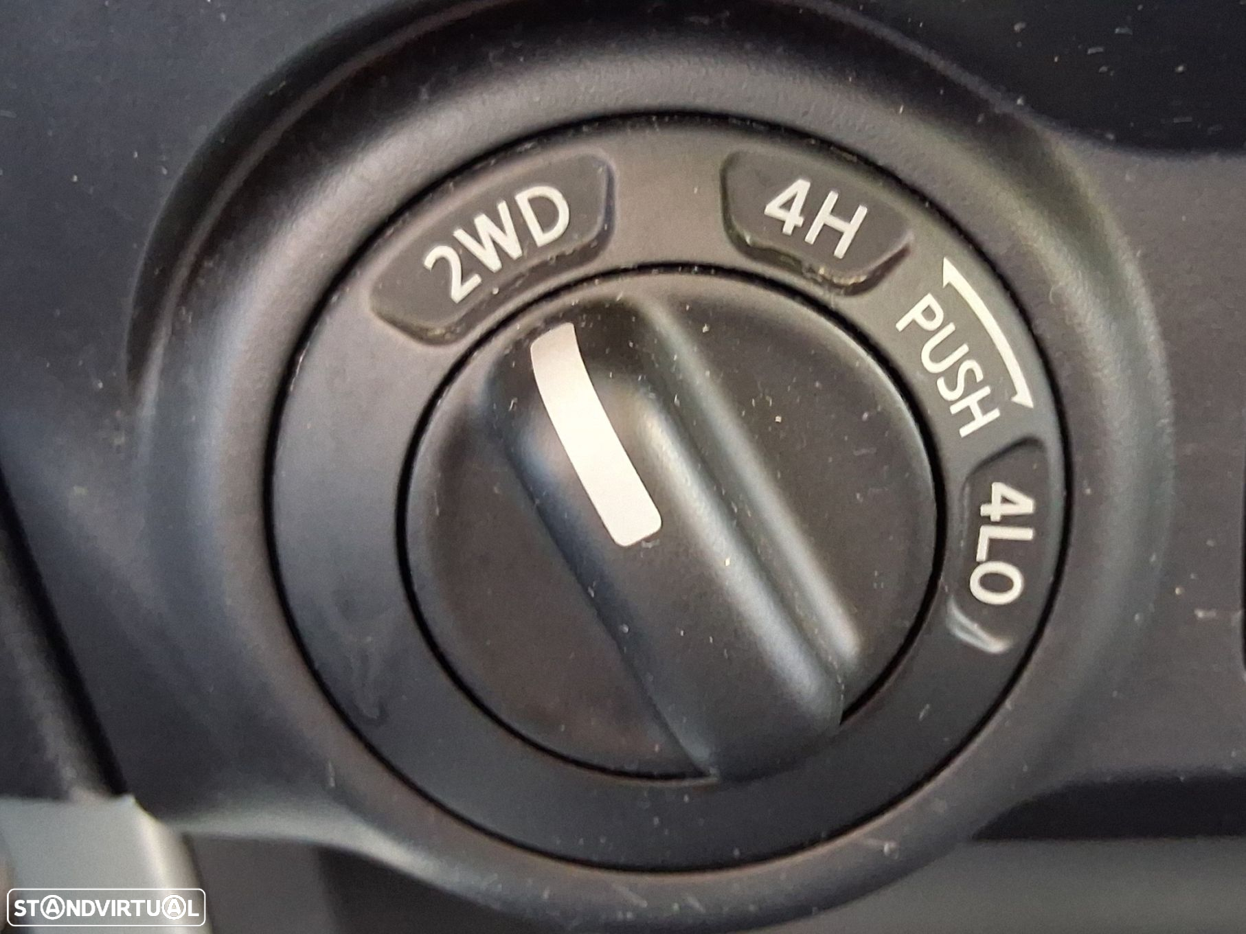 Nissan Navara 2.3 dCi CD 4WD N-Connecta Nav+Barras - 47