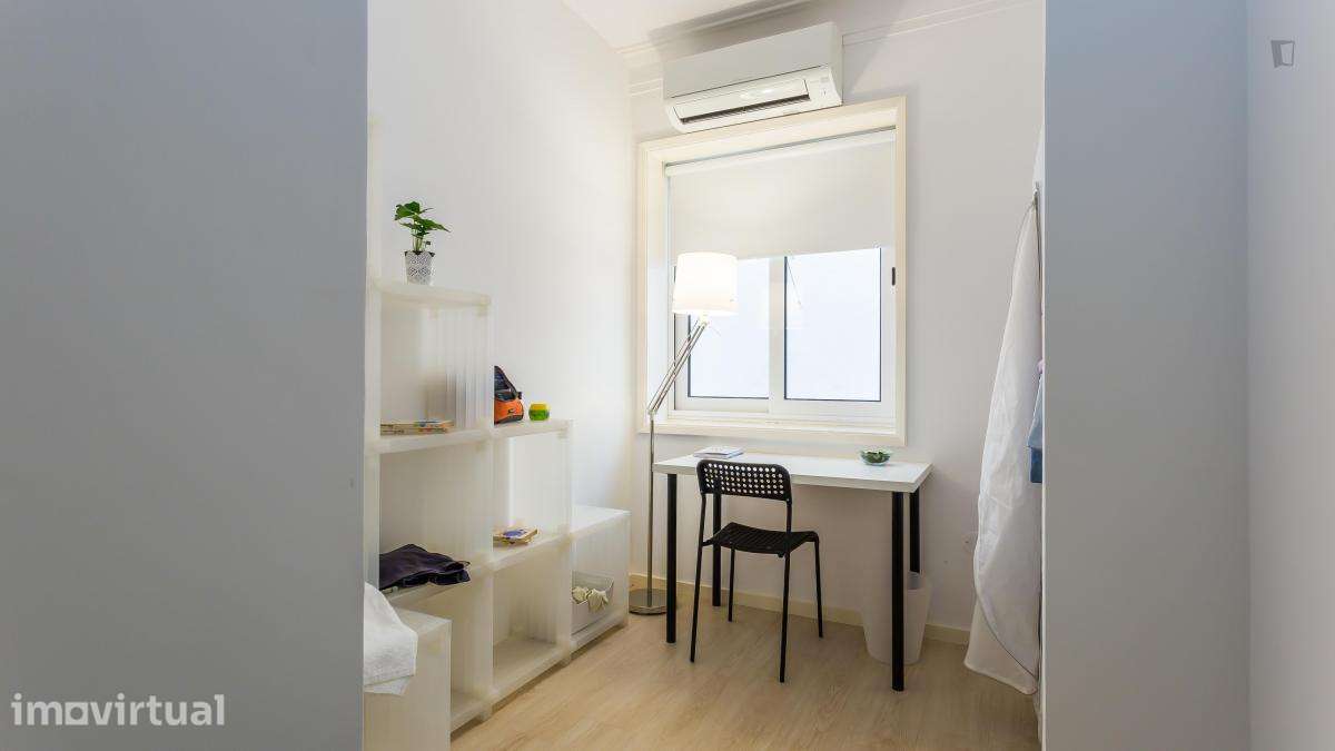 Quarto - localizado em Rio Tinto Porto - Grande imagem: 4/53