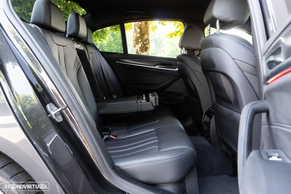 BMW 520 e Pack M - 29