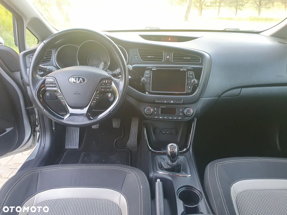 Kia Ceed 1.6 GDI Business Line - 6