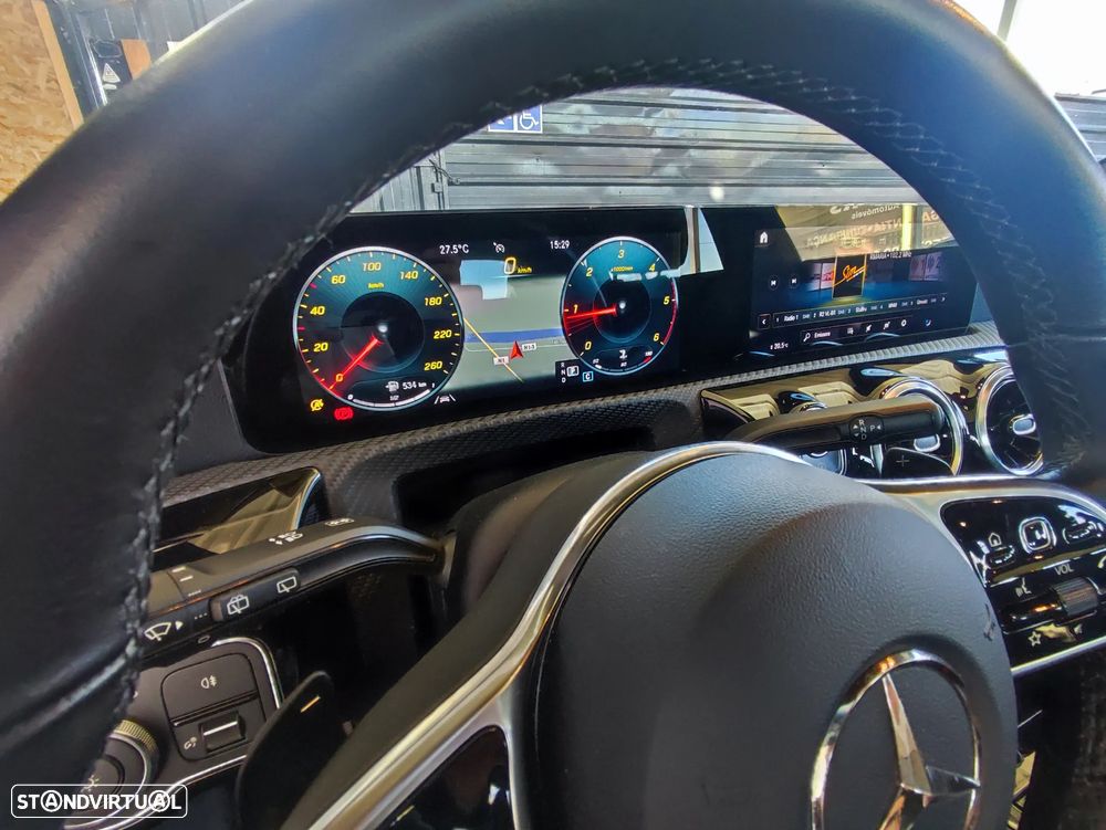 Mercedes-Benz CLA 180 d Shooting Brake 7G-DCT - 31