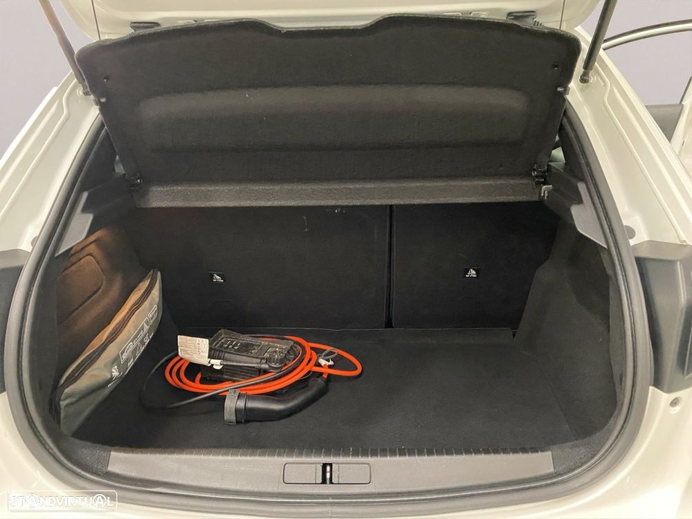 Peugeot e-208 50 kWh Allure Pack - 21