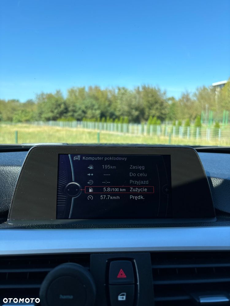 BMW Seria 3 318d Luxury Line - 17