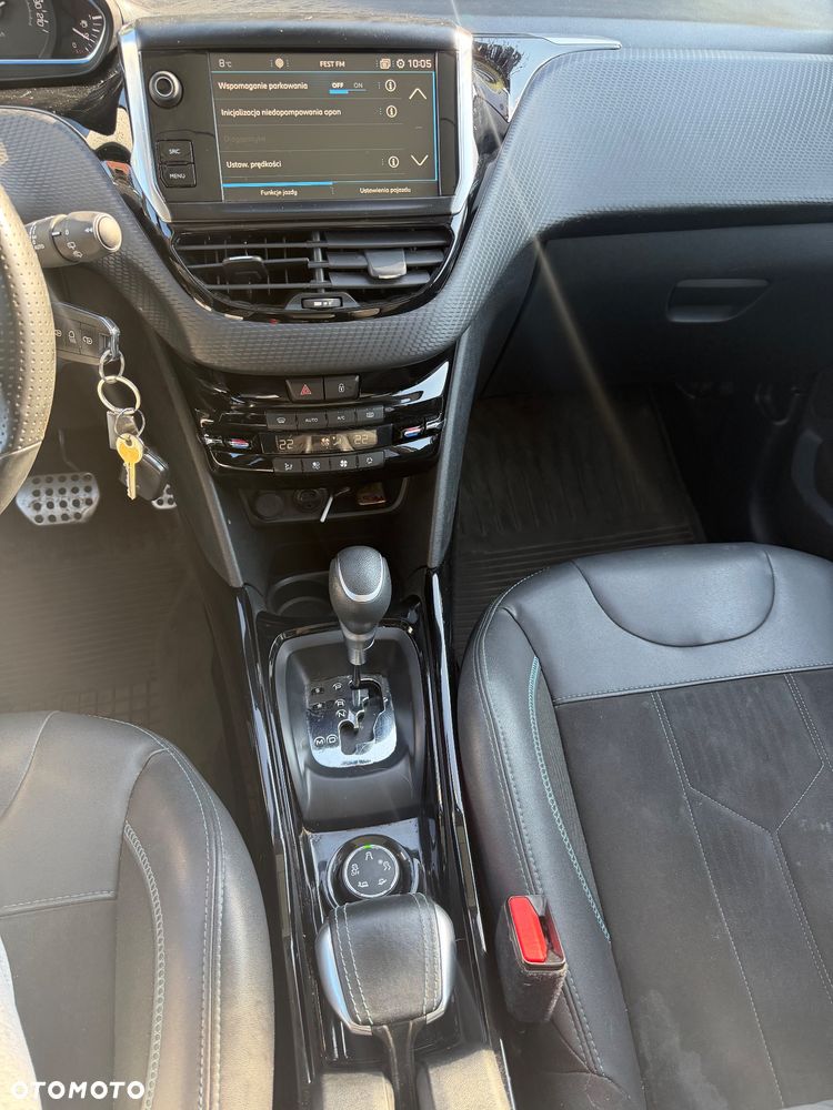 Peugeot 2008 1.2 Pure Tech Crossway S&S EAT6 - 12