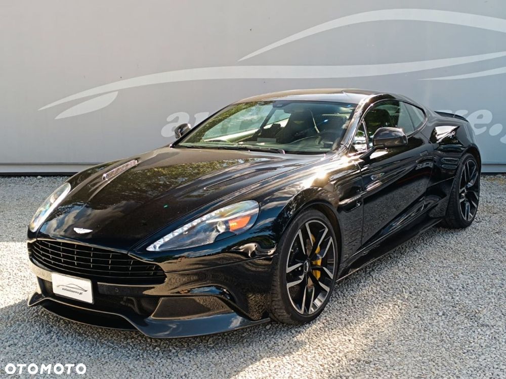 Aston Martin Vanquish - 1
