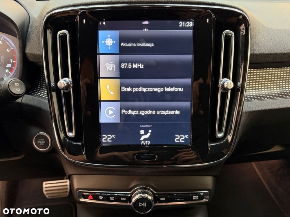 Volvo XC 40 - 28