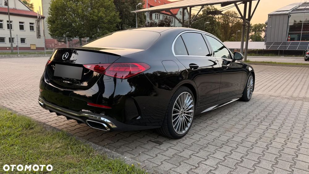 Mercedes-Benz Klasa C 300 d 9G-TRONIC AMG Line - 6