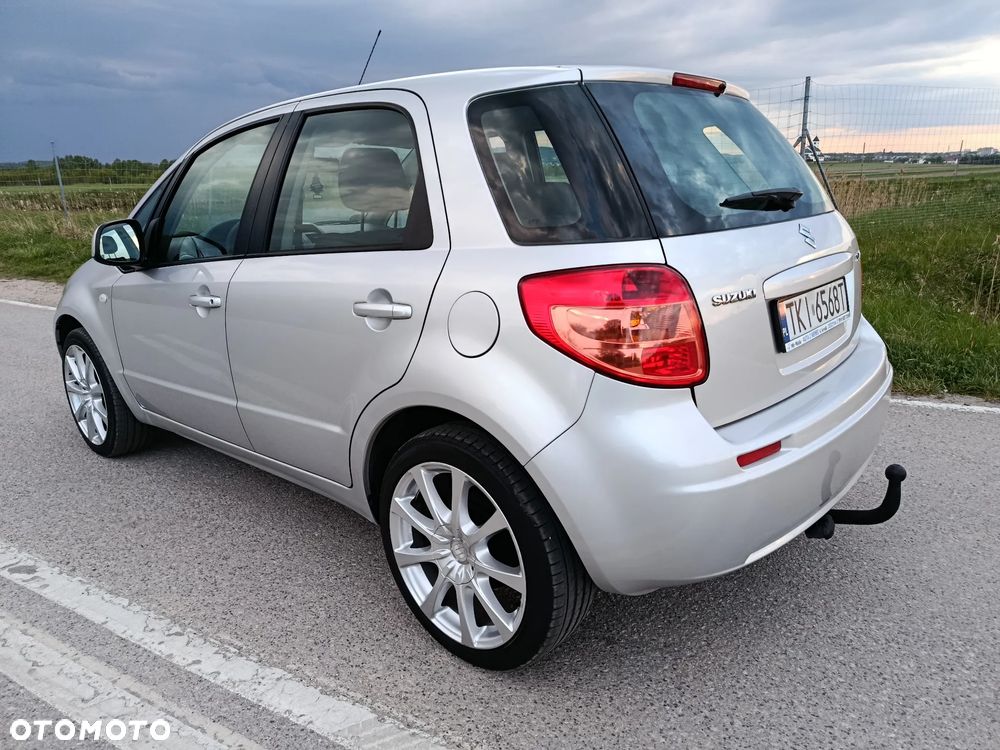 Suzuki SX4 1.6 VVT 4x2 Comfort - 11