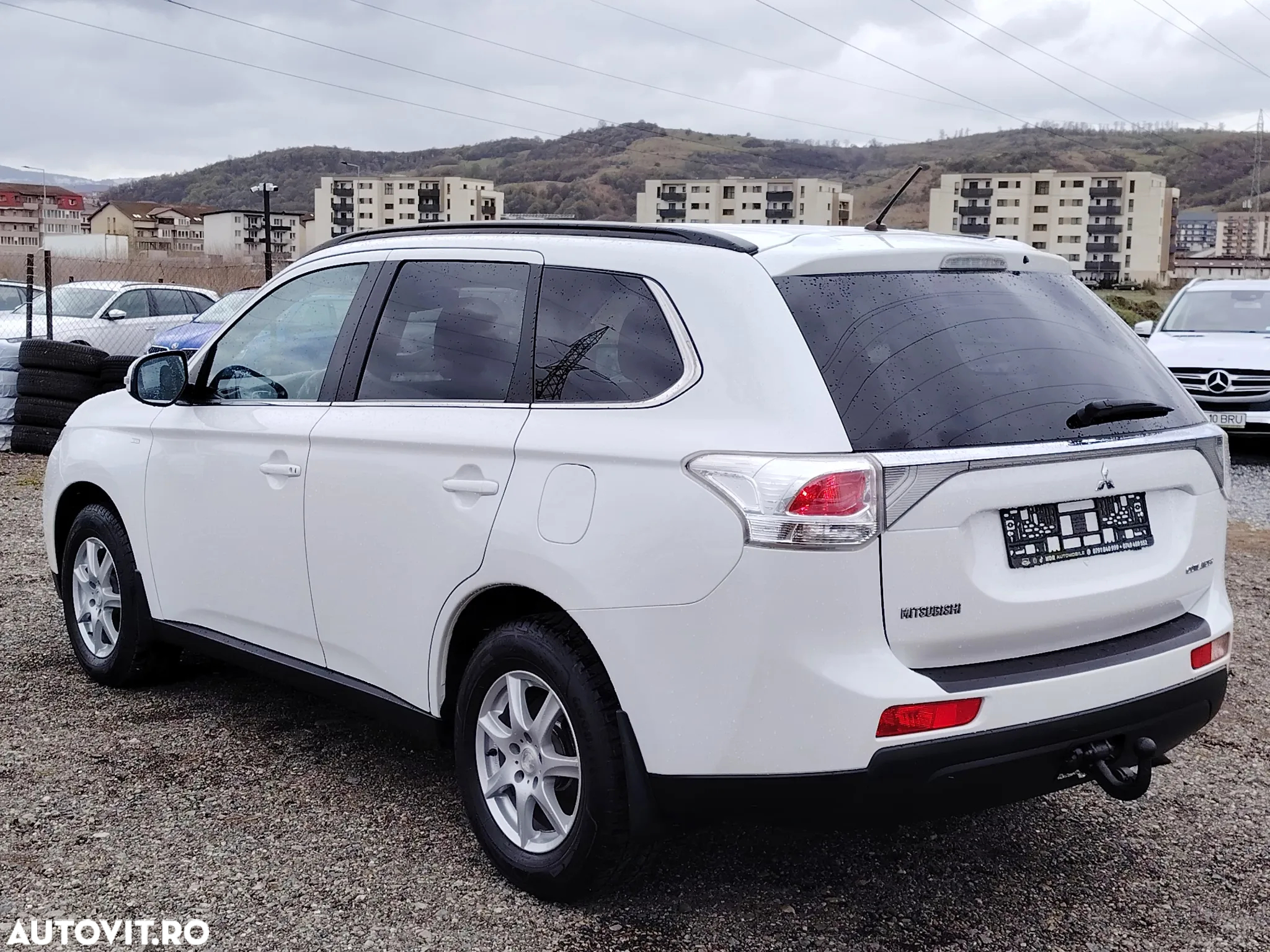 Mitsubishi Outlander 2.2 DI-D 4WD Automatik Diamant Edition - 7